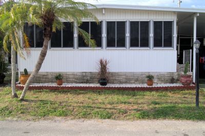 Best Senior Home Modifications Contractors in Wimauma, FL